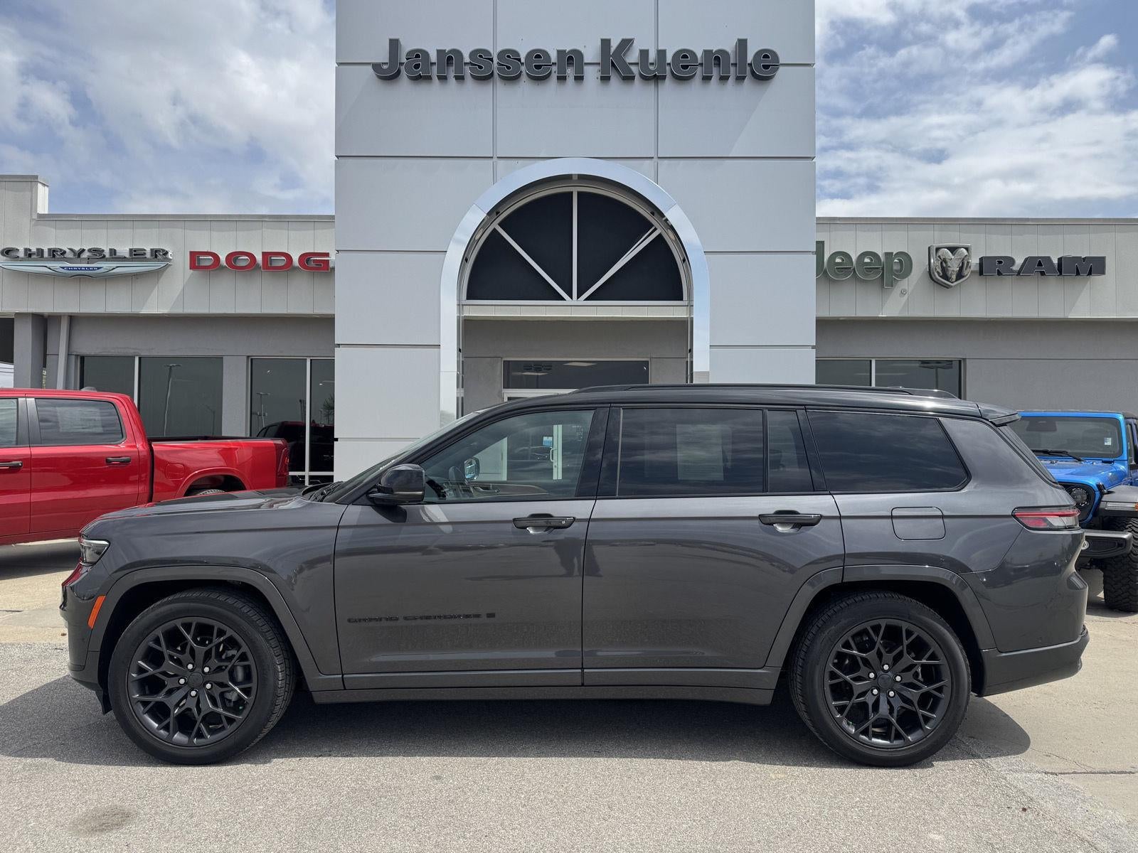 2024 Jeep Grand Cherokee L Summit Reserve 4x4