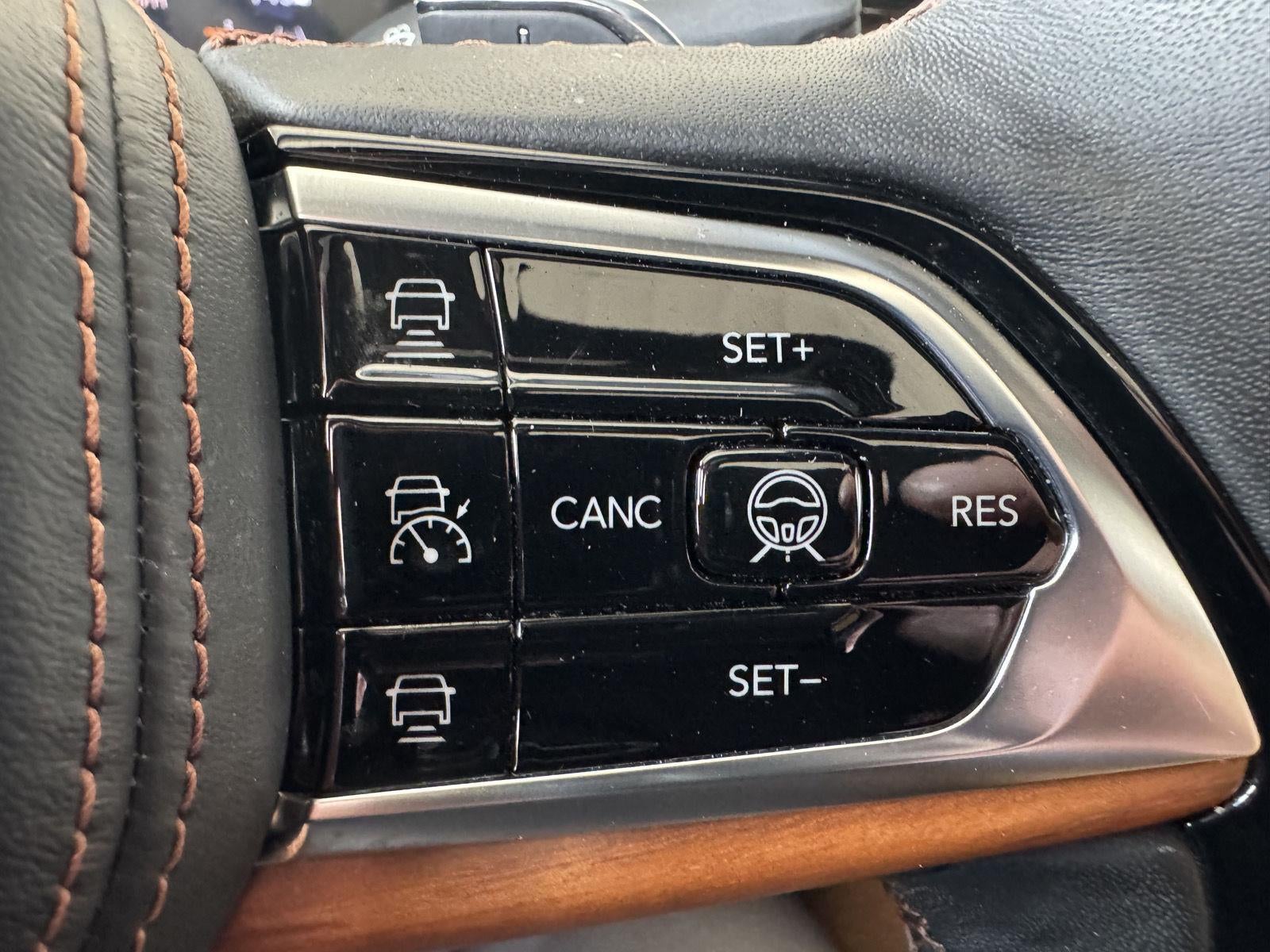 2024 Jeep Grand Cherokee L Summit Reserve 4x4