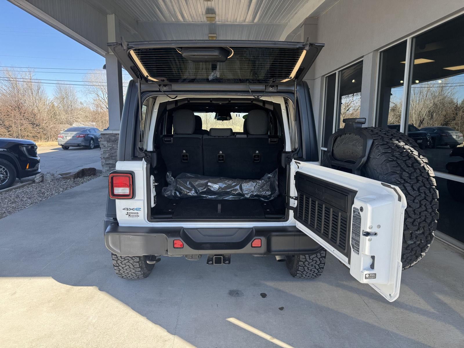 2025 Jeep Wrangler 4xe Willys 4xe