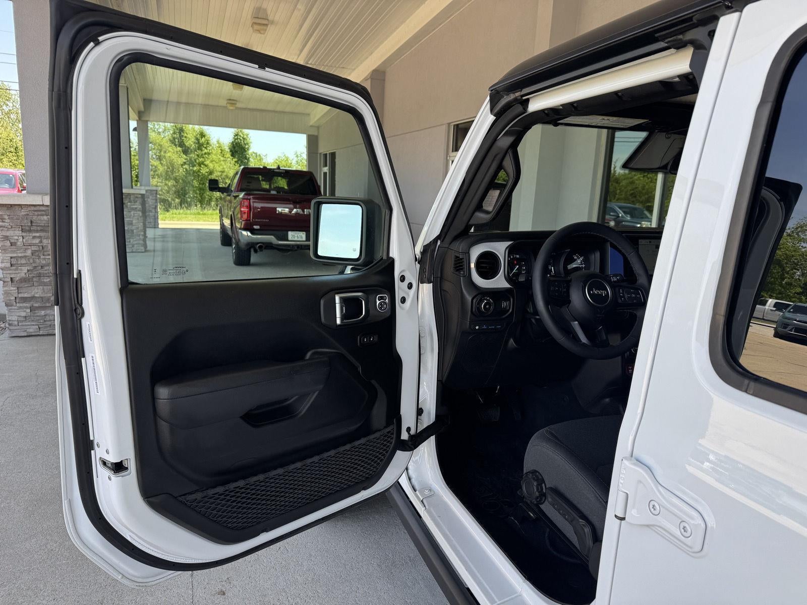 2025 Jeep Wrangler 4xe Willys 4xe