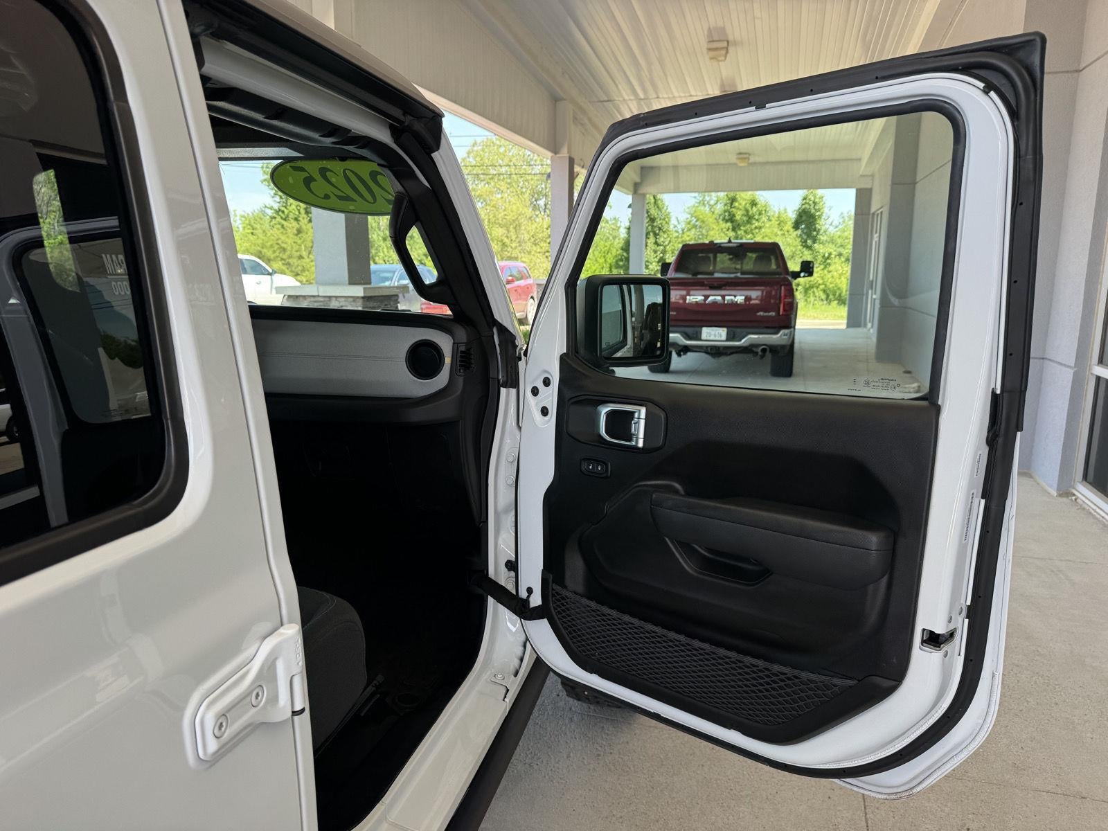 2025 Jeep Wrangler 4xe Willys 4xe