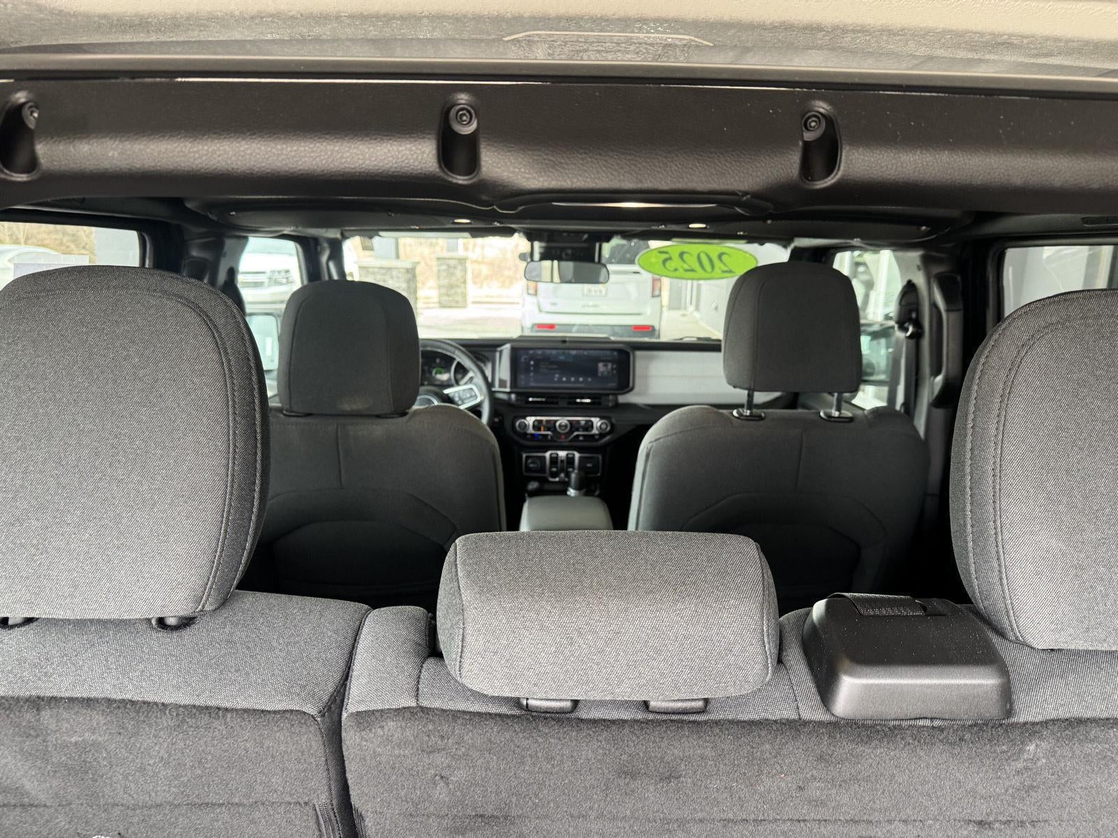 2025 Jeep Wrangler 4xe Sahara 4xe