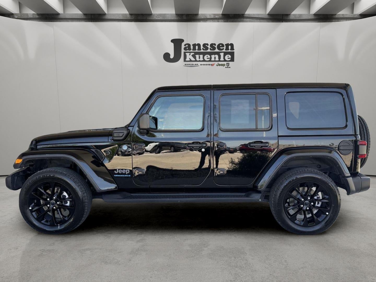2025 Jeep Wrangler 4xe Sahara 4xe