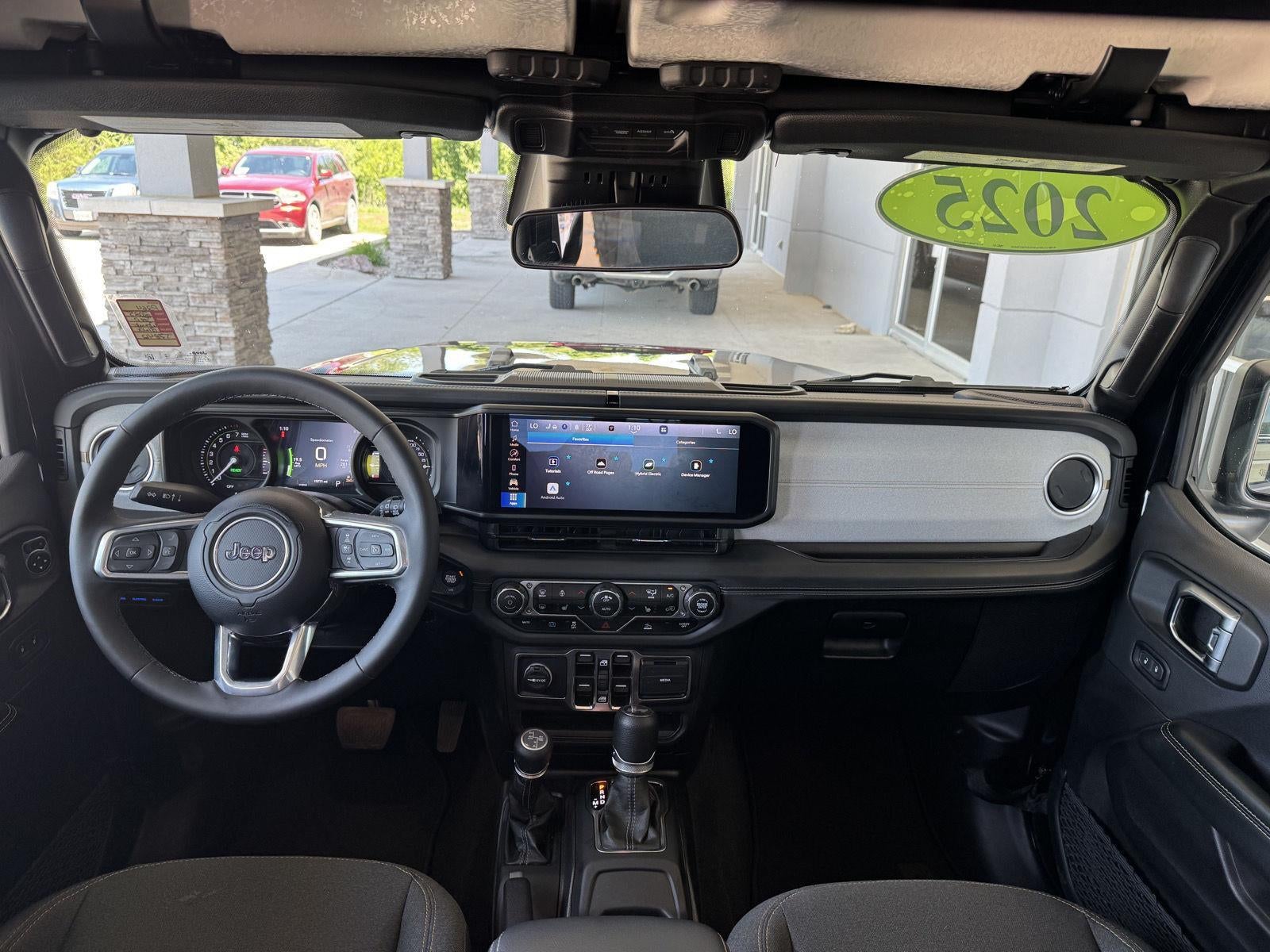 2025 Jeep Wrangler 4xe Sahara 4xe