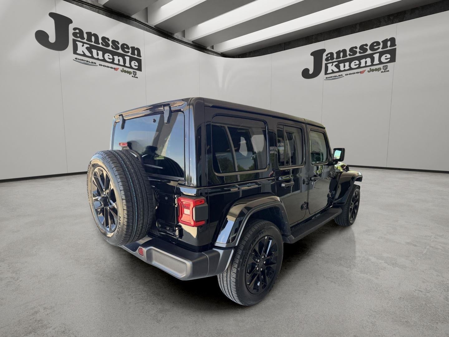 2025 Jeep Wrangler 4xe Sahara 4xe