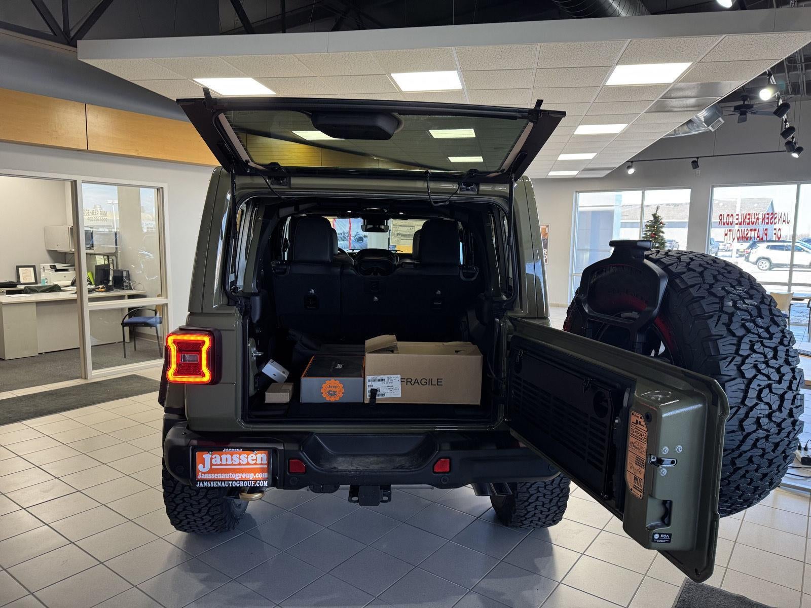 2025 Jeep Wrangler WRANGLER 4-DOOR RUBICON 392