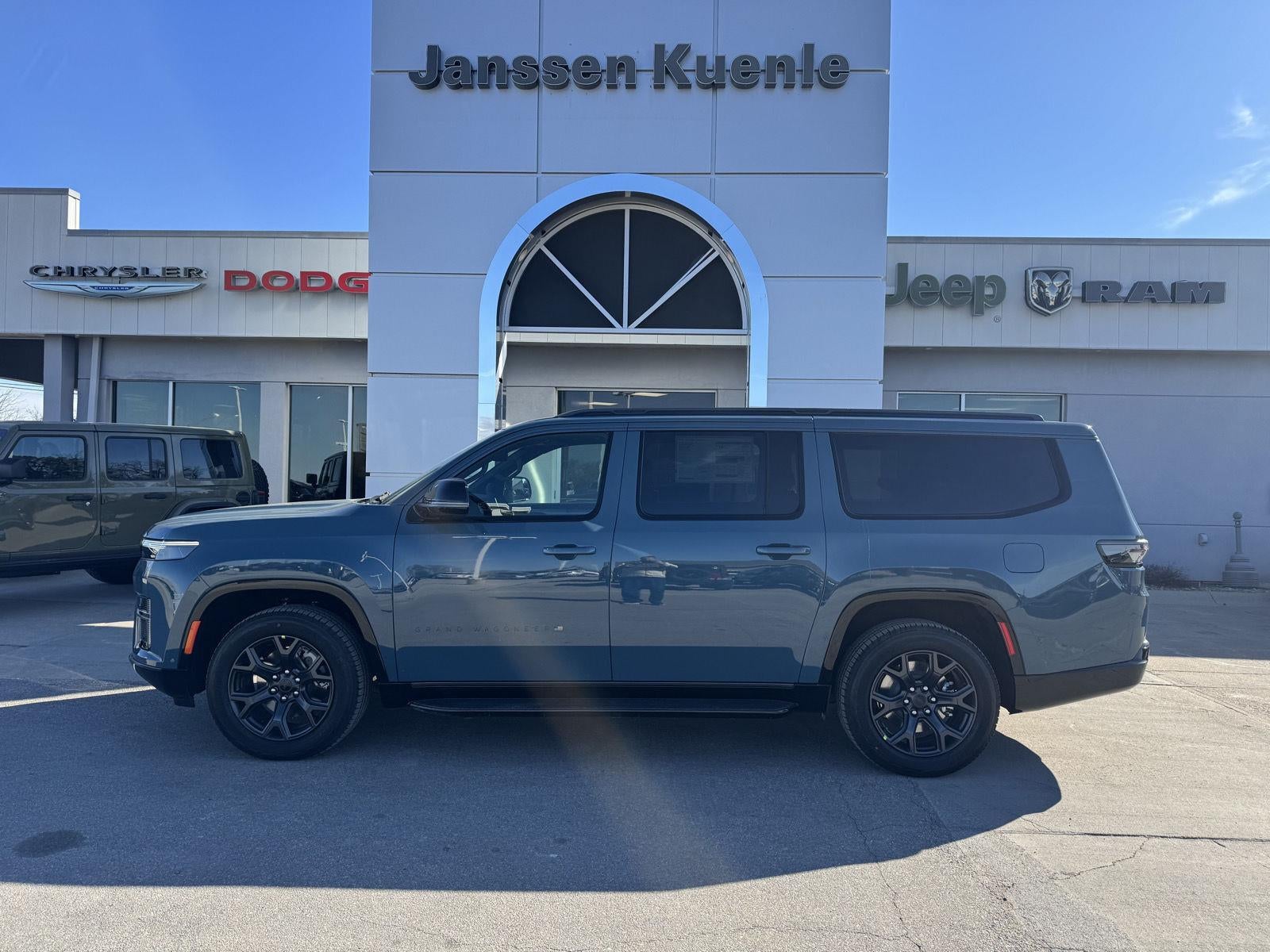 2026 Jeep Grand Wagoneer GRAND WAGONEER L LIMITED ALTITUDE 4X4