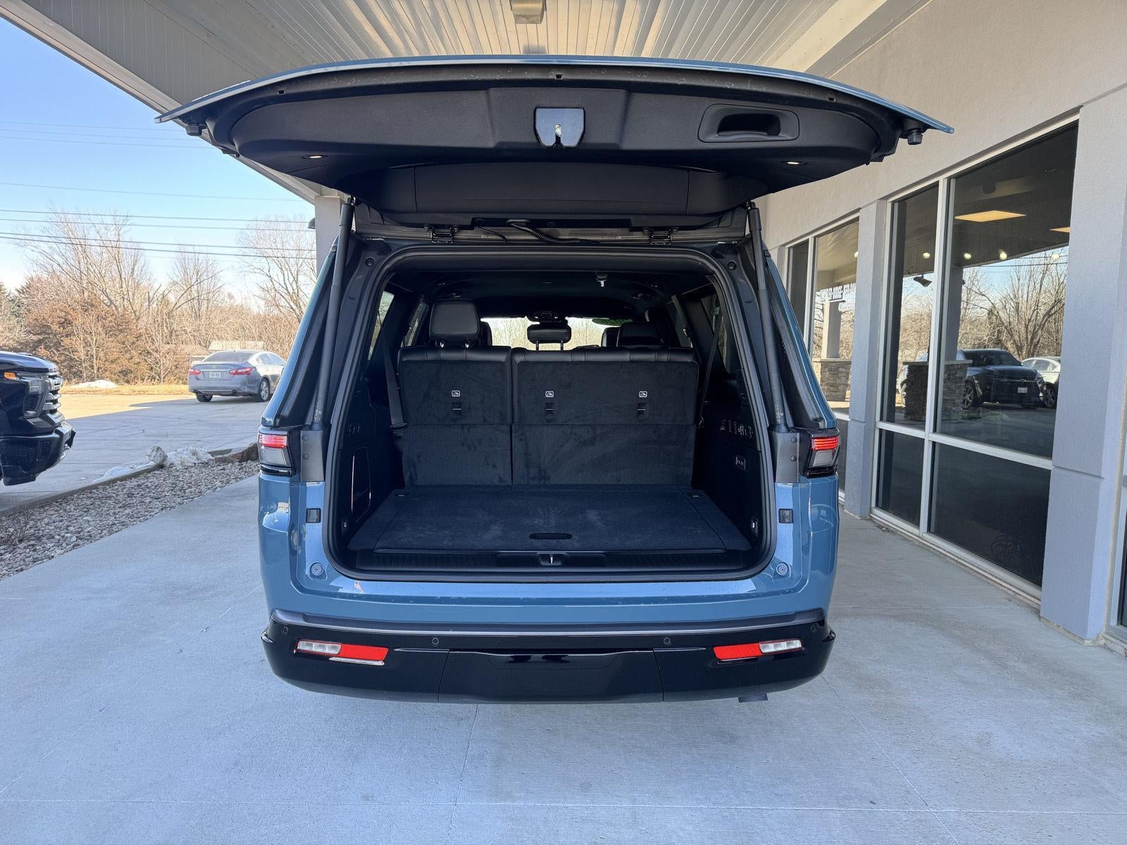 2026 Jeep Grand Wagoneer GRAND WAGONEER L LIMITED ALTITUDE 4X4