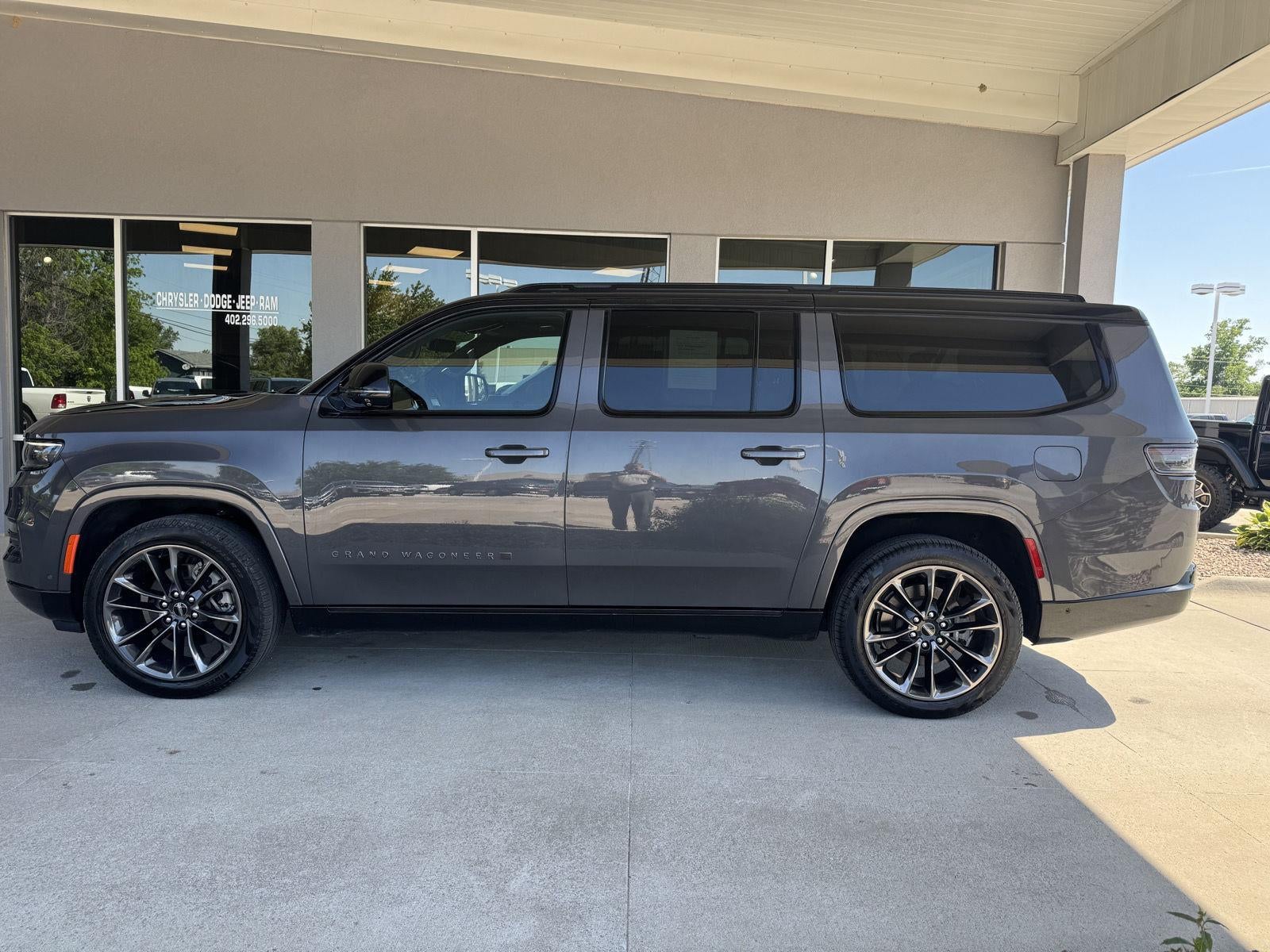 2024 Jeep Grand Wagoneer L Series II 4x4