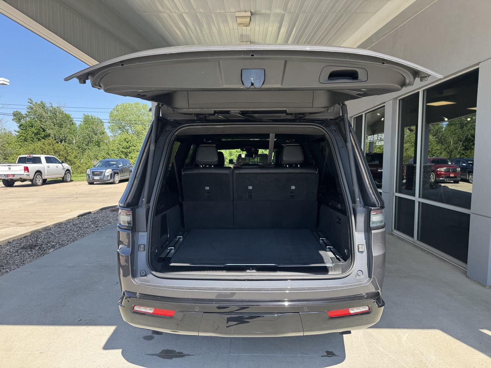2024 Jeep Grand Wagoneer L Series II 4x4