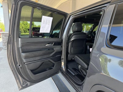 2024 Jeep Grand Wagoneer L Series II 4x4