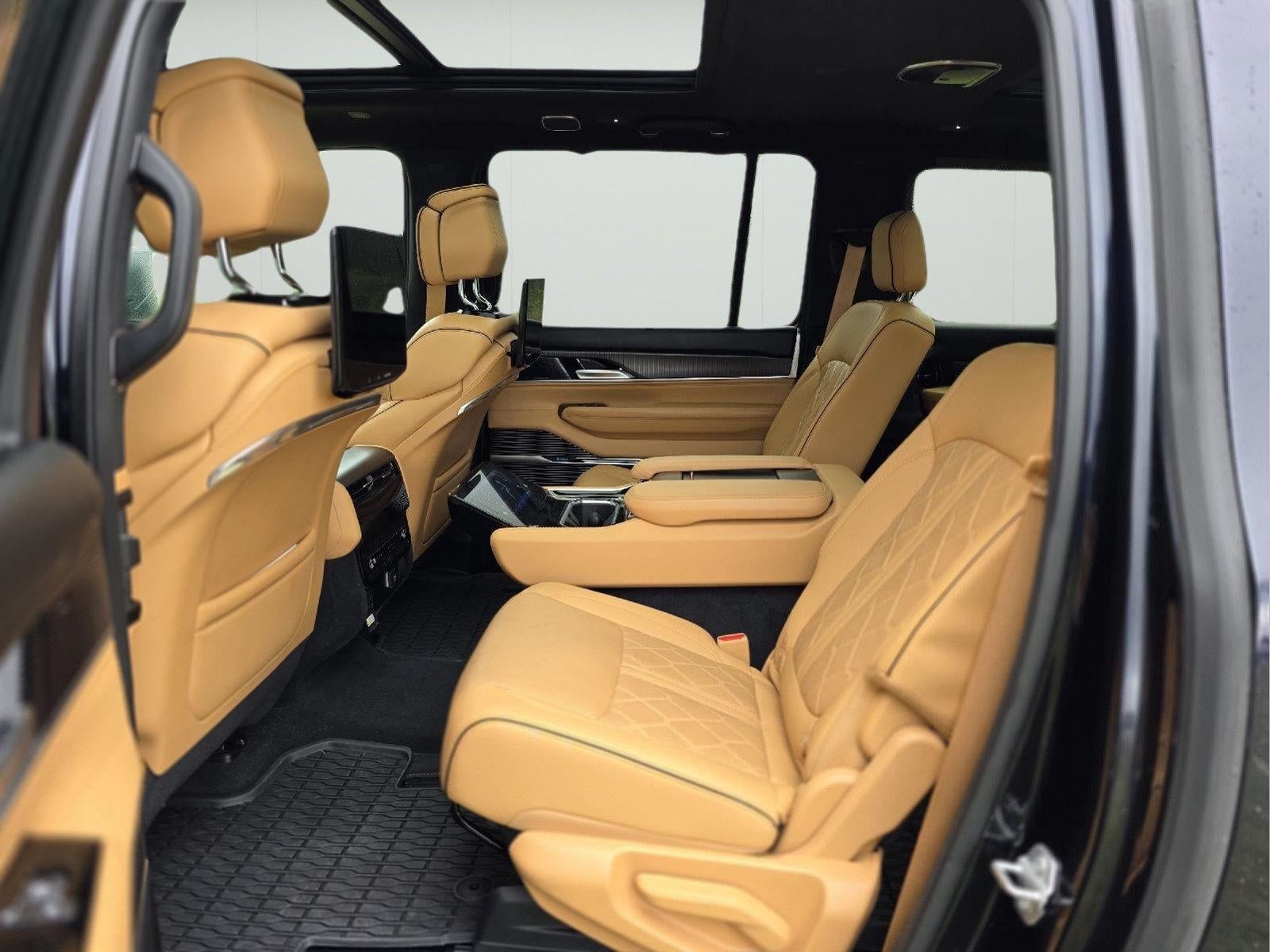 2025 Jeep Grand Wagoneer L Series III Obsidian 4x4
