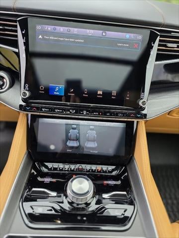 2025 Jeep Grand Wagoneer L Series III Obsidian 4x4
