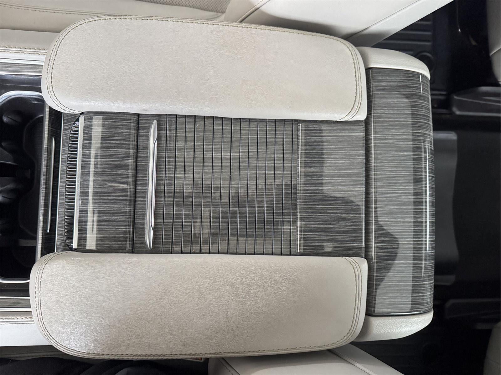 2022 Jeep Wagoneer Series III 4x4