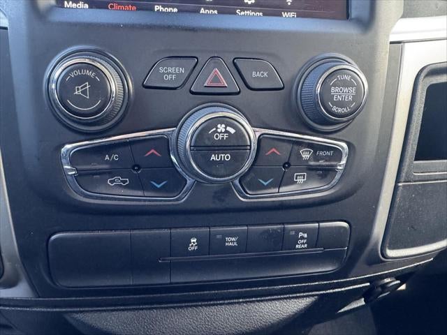 2020 RAM 1500 Classic Warlock Quad Cab 4x4 6'4' Box