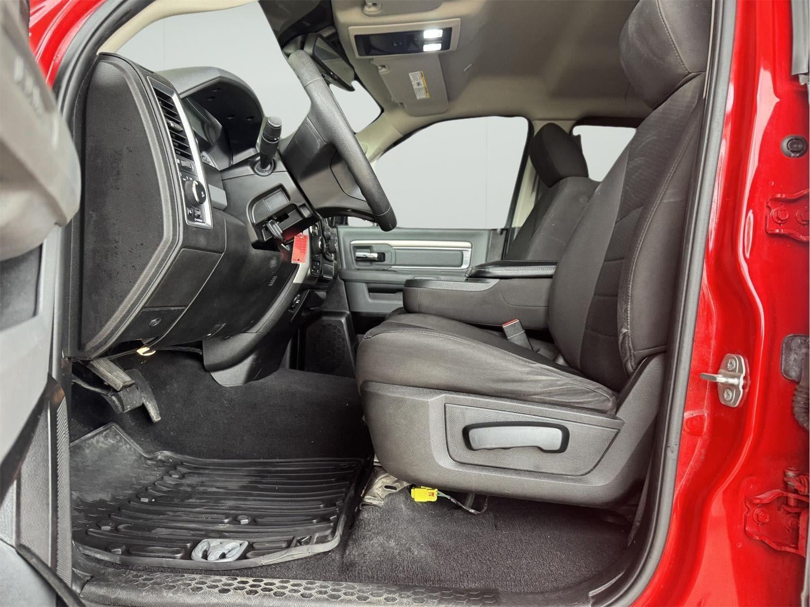 2019 RAM 1500 Classic Warlock Quad Cab 4x4 6'4' Box