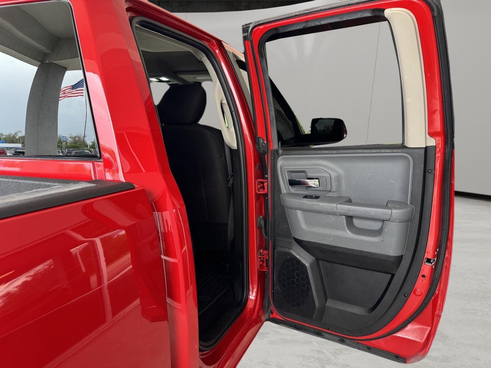 2019 RAM 1500 Classic Warlock Quad Cab 4x4 6'4' Box