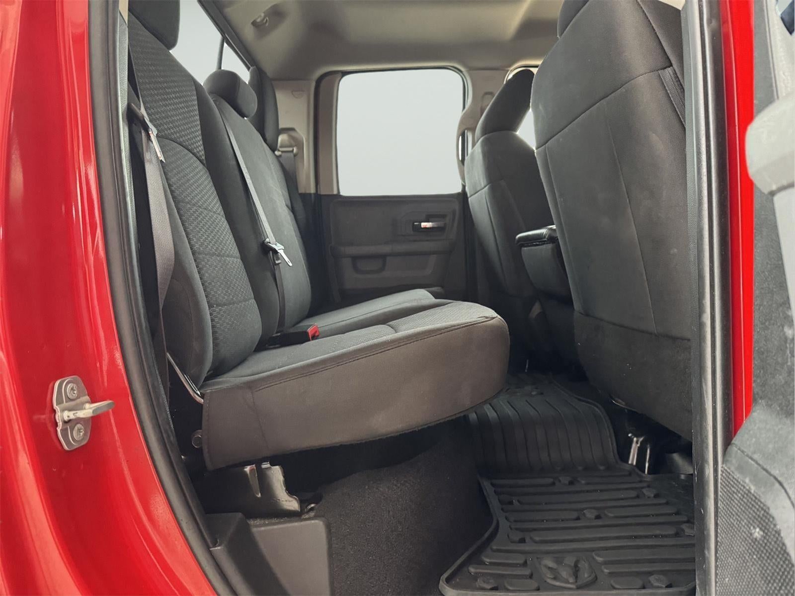 2019 RAM 1500 Classic Warlock Quad Cab 4x4 6'4' Box