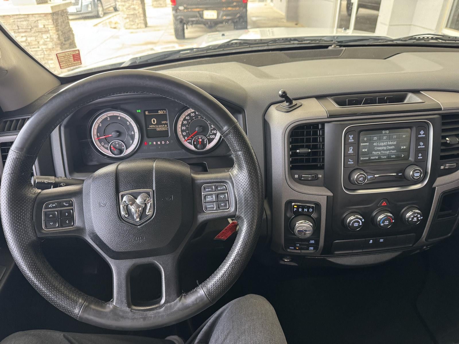 2018 RAM 1500 Express Crew Cab 4x4 5'7' Box