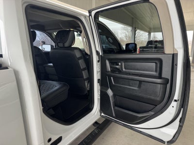 2018 RAM 1500 Express Crew Cab 4x4 5'7' Box