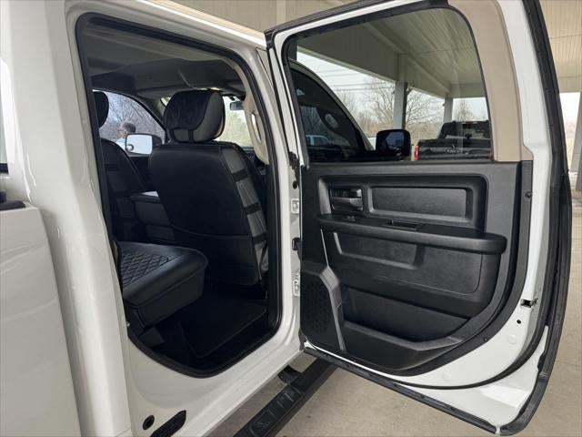 2018 RAM 1500 Express Crew Cab 4x4 5'7' Box