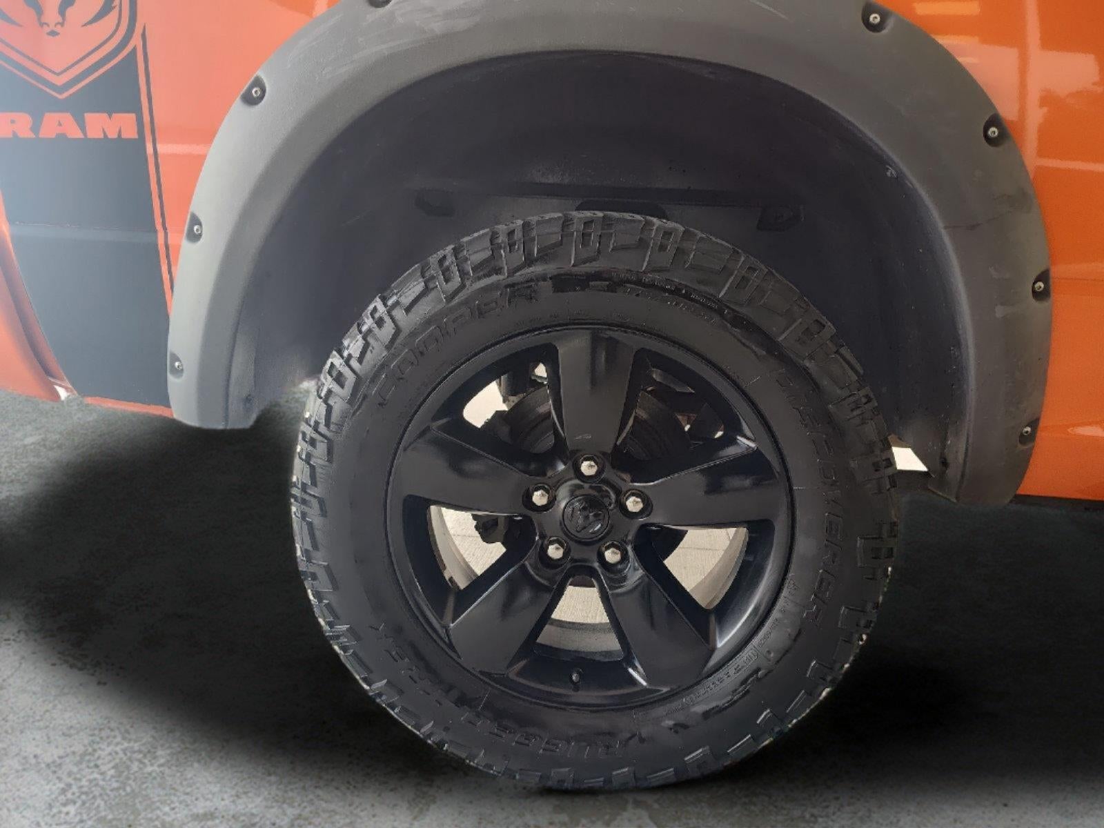 2019 RAM 1500 Classic Express Crew Cab 4x4 5'7' Box
