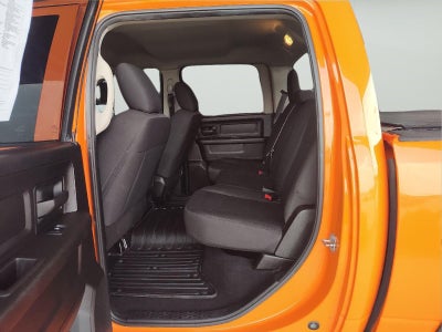 2019 RAM 1500 Classic Express Crew Cab 4x4 5'7' Box