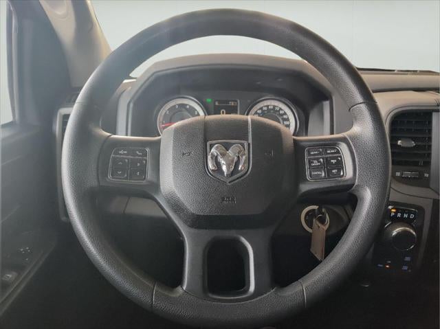 2019 RAM 1500 Classic Express Crew Cab 4x4 5'7' Box