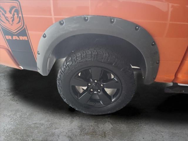 2019 RAM 1500 Classic Express Crew Cab 4x4 5'7' Box