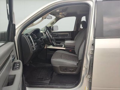 2017 RAM 1500 Big Horn Crew Cab 4x4 5'7' Box