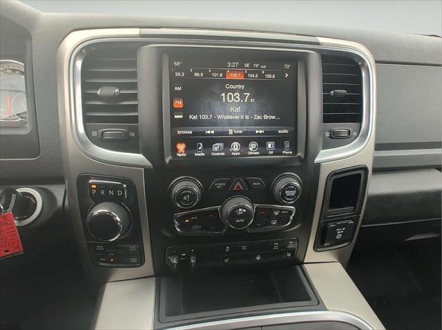 2017 RAM 1500 Big Horn Crew Cab 4x4 5'7' Box