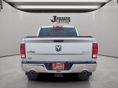 2017 RAM 1500 Big Horn Crew Cab 4x4 5'7' Box