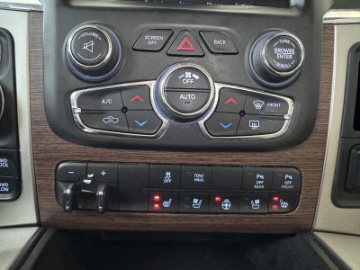 2018 RAM 1500 Laramie Crew Cab 4x4 5'7' Box