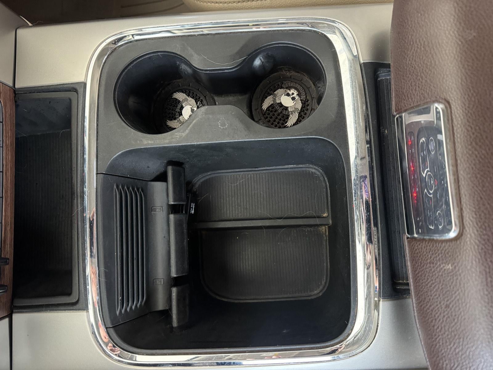 2018 RAM 1500 Laramie Crew Cab 4x4 5'7' Box