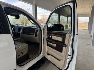 2018 RAM 1500 Laramie Crew Cab 4x4 5'7' Box