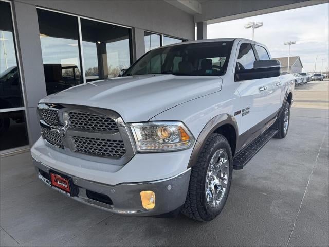 2018 RAM 1500 Laramie Crew Cab 4x4 5'7' Box