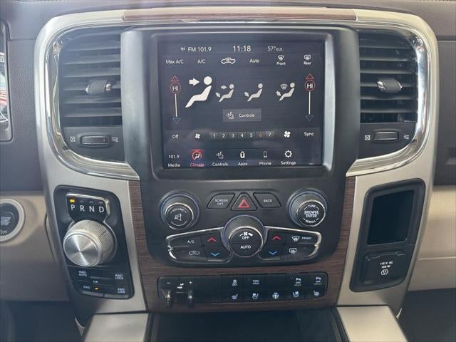 2018 RAM 1500 Laramie Crew Cab 4x4 5'7' Box