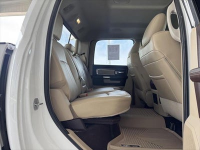 2018 RAM 1500 Laramie Crew Cab 4x4 5'7' Box