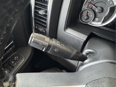 2017 RAM 1500 Laramie Crew Cab 4x4 5'7' Box