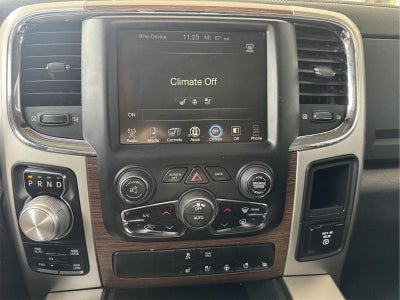 2017 RAM 1500 Laramie Crew Cab 4x4 5'7' Box