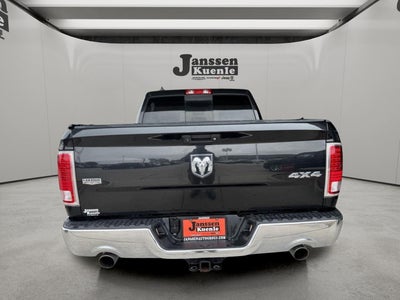 2017 RAM 1500 Laramie Crew Cab 4x4 5'7' Box