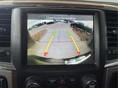 2017 RAM 1500 Laramie Crew Cab 4x4 5'7' Box