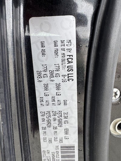 2017 RAM 1500 Laramie Crew Cab 4x4 5'7' Box