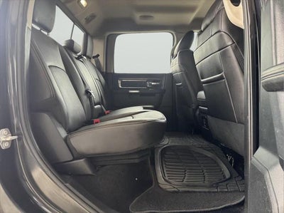 2017 RAM 1500 Laramie Crew Cab 4x4 5'7' Box