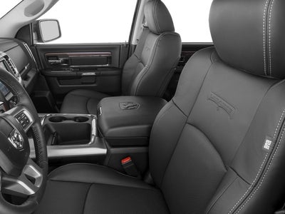 2017 RAM 1500 Laramie Crew Cab 4x4 5'7' Box