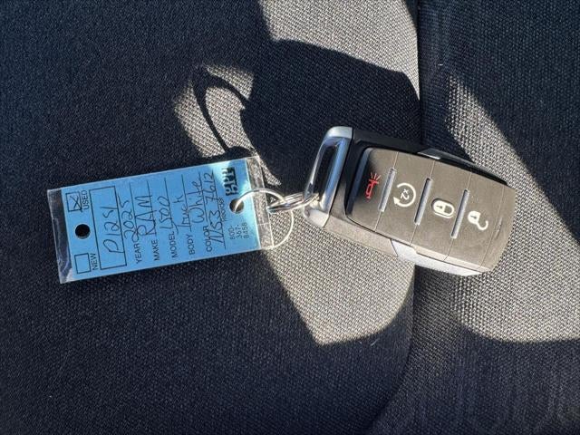 2025 RAM 1500 Big Horn Crew Cab 4x4 5'7' Box