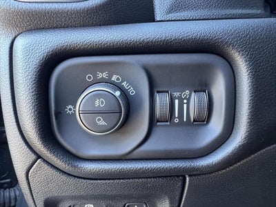 2025 RAM Ram 1500 RAM 1500 BIG HORN CREW CAB 4X4 5'7' BOX