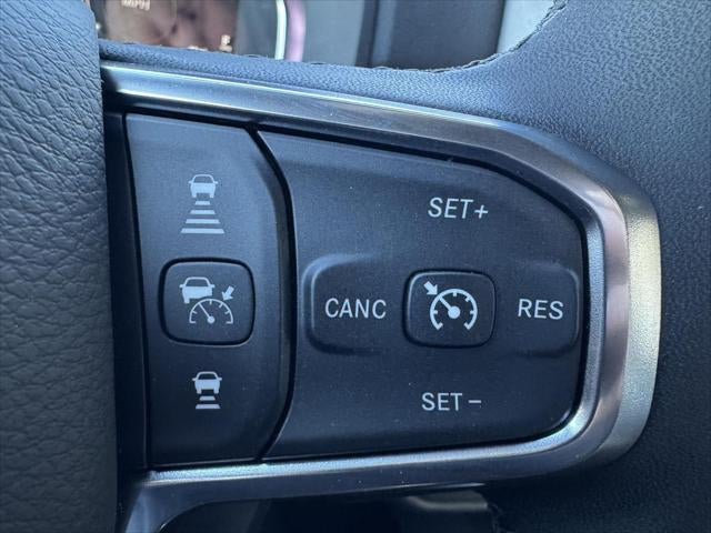 2025 RAM Ram 1500 RAM 1500 BIG HORN CREW CAB 4X4 5'7' BOX