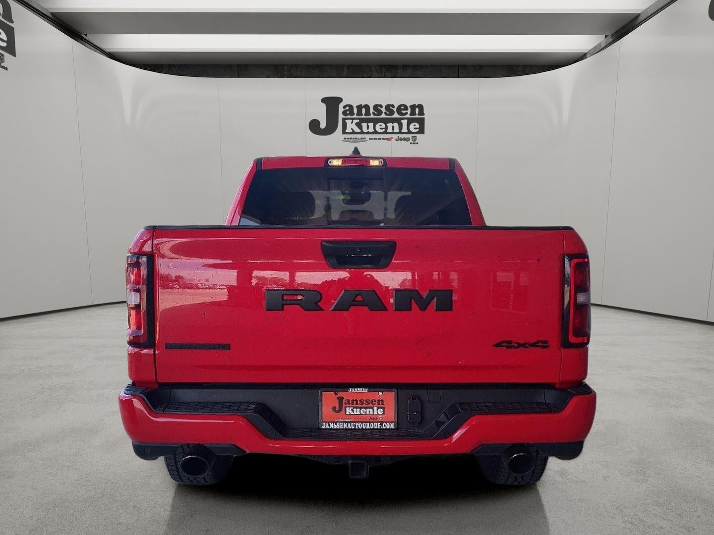 2025 RAM 1500 Big Horn Crew Cab 4x4 5'7' Box