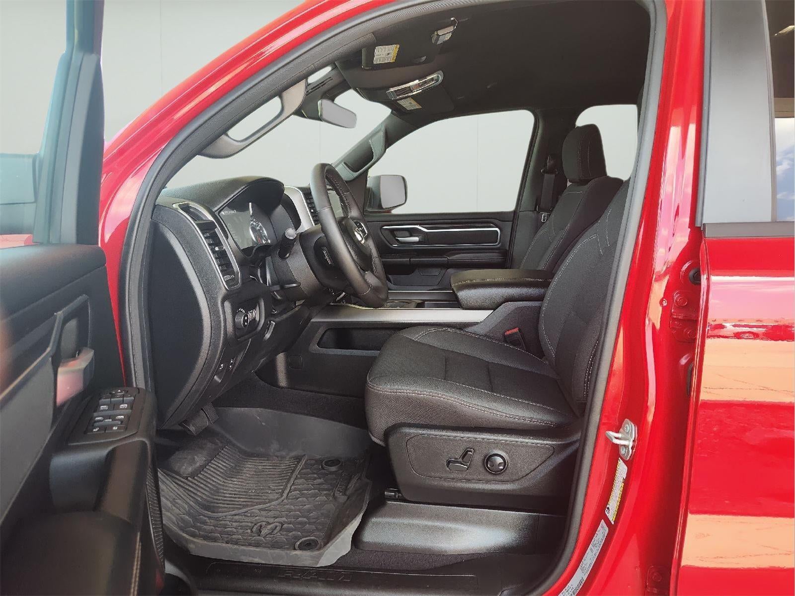 2025 RAM 1500 Big Horn Crew Cab 4x4 5'7' Box